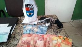 Durante blitz, policiais apreendem arma de fogo em Marechal Deodoro