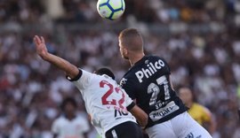 Everson defende pênalti e Santos vence Vasco com um a menos