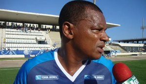 CSA confirma contratação do ex-goleiro Flávio