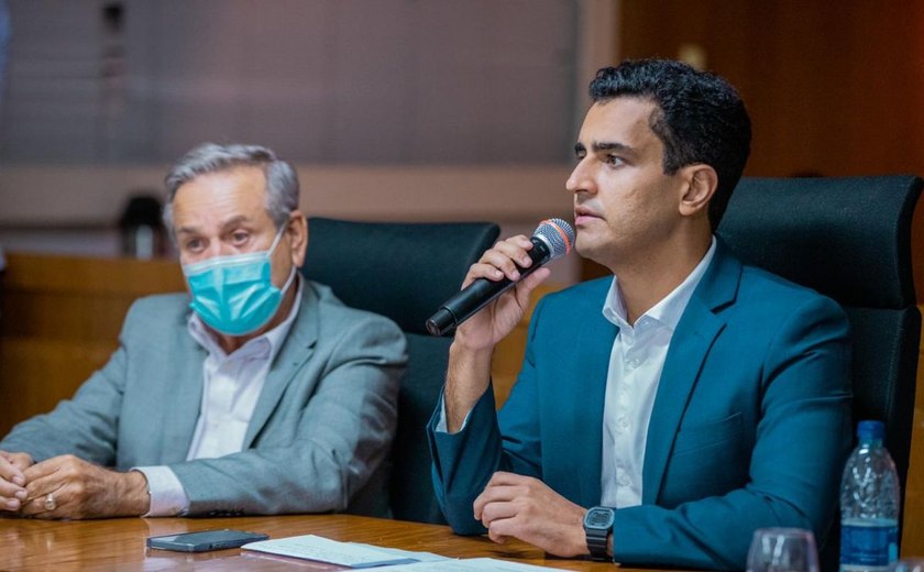 JHC anuncia decreto para retorno das atividades dos artistas