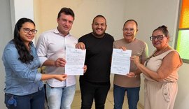 Prefeito de Matriz assina obra de serviço visando incrementar ainda mais a educação