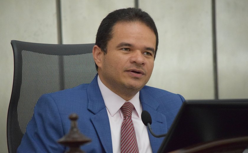Assembleia Legislativa promulga licença-prêmio para membros do Judiciário