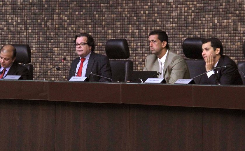 Presidente eleito do TJ/AL, Tutmés Airan ouve demandas da magistratura