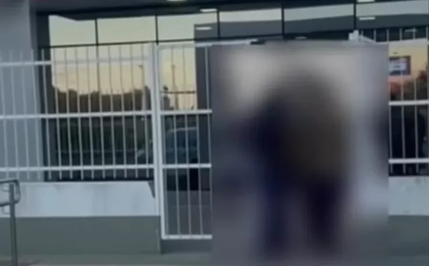 Adolescente de 17 anos é apreendido após inserir frasco de shampoo no ânus do sobrinho de 3 anos