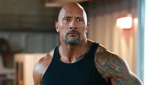 The Rock surge irreconhecível após perder 30 kg e nova aparência choca fãs
