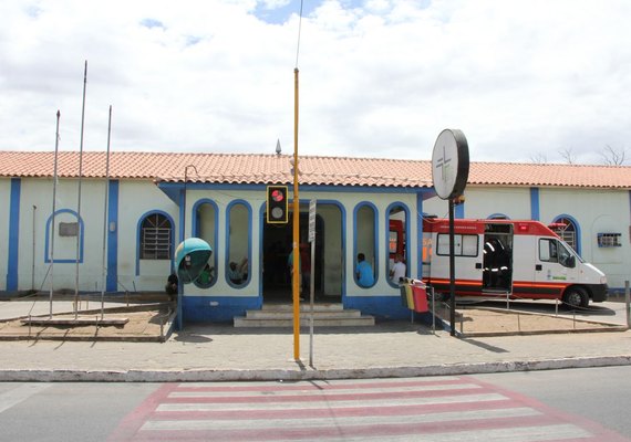 Bebê prematuro é abandonado dentro de caixa na zona rural de Arapiraca