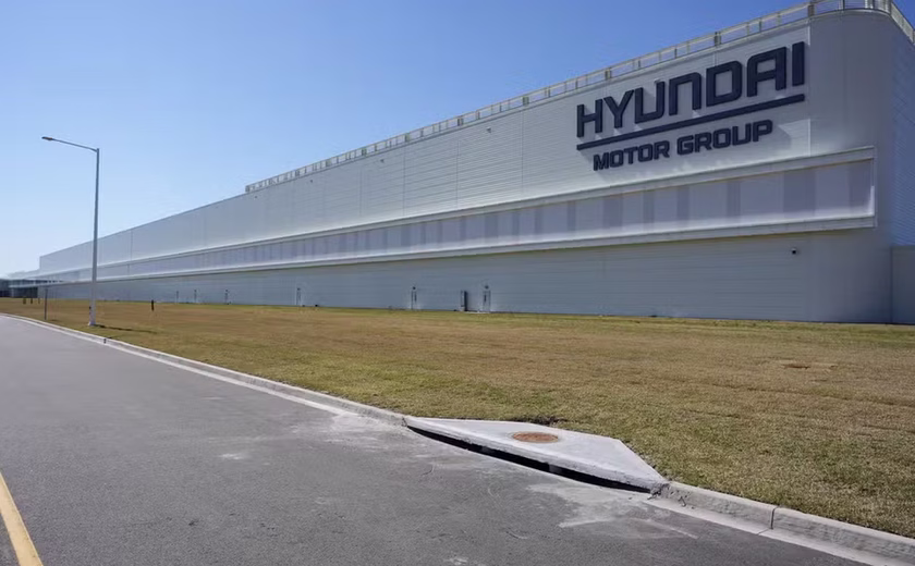 Governo Trump prende 475 imigrantes que trabalhavam em fábrica da Hyundai nos EUA