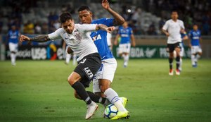 Corinthians perde e segue pressionado pela zona de rebaixamento
