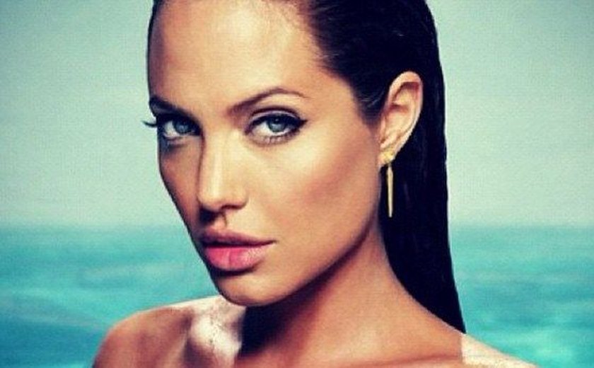Angelina Jolie engata novo romance e deixa filhos tristes