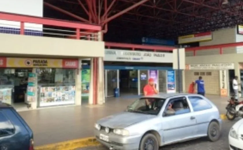 Homem é preso por associação ao tráfico no Terminal Rodoviário de Maceió
