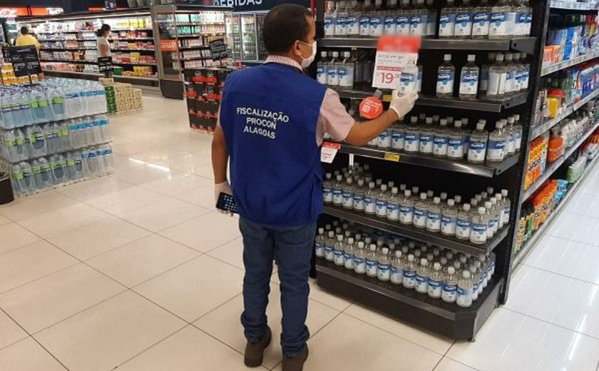 Em um ano, quantidade de reclamações e denúncias feitas por consumidores cai 41%