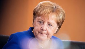 Angela Merkel diz que situação da Covid-19 na Alemanha é dramática
