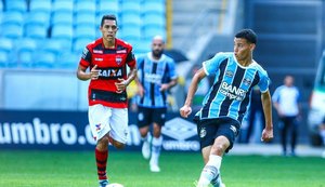Com reservas, Grêmio empata com Atlético-GO na despedida da Arena no ano