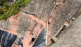 Obras de contenção da encosta na Grota da Alegria estão 60% concluídas