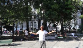 Curso da prefeitura resgata ex-mestre-sala da Mocidade das ruas