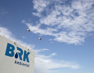 BRK e Serasa se unem para negociar dívidas de contas de água e esgoto em municípios atendidos pela concessionária