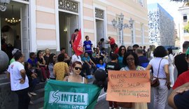 Servidores lotam a Assembleia contra reforma da Previdência de Renan Filho
