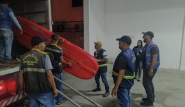 Operação apreende equipamentos deixados na orla marítima de Maceió