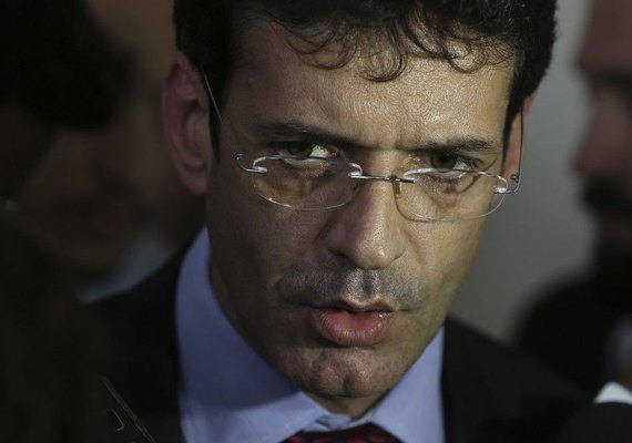 Justiça decreta sigilo no processo envolvendo Ministro do Turismo