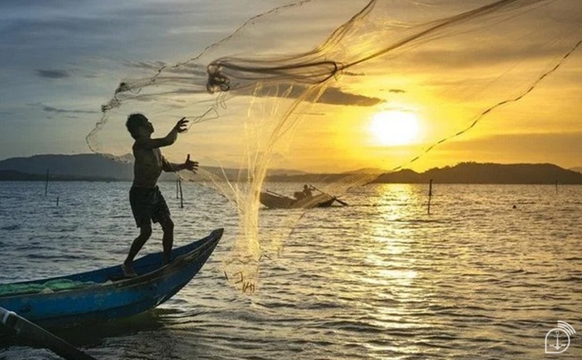 Marinha habilita pescadores para atuação regular e segura da profissão