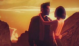 Clipe do namorado de Selena Gomez tem cenas românticas com modelo japonesa