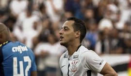 Corinthians vence por 2 a 0 e quebra invencibilidade do Palmeiras