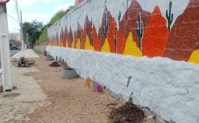 Objetos são furtados de ponto revitalizado no bairro do Jacintinho