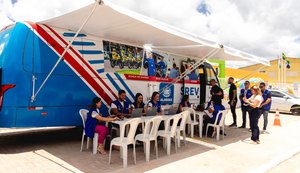 Ônibus da Seprev leva serviços essenciais ao Centro de Maceió nesta sexta-feira (17)
