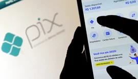 'Pix pode ter inventado o futuro do dinheiro', diz economista do Nobel