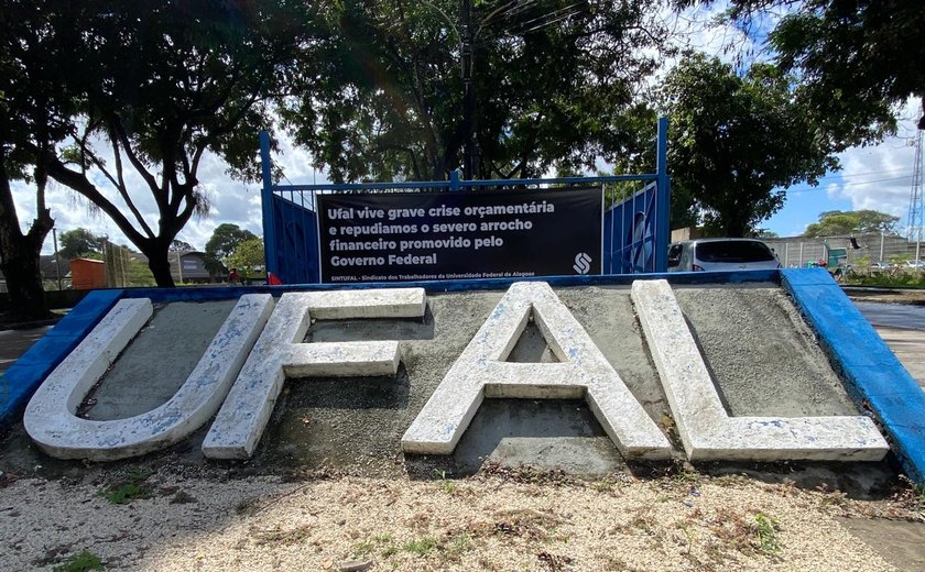 Técnicos administrativos da Ufal realizam nova paralisação no dia 12 de junho