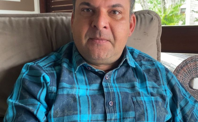 'Os artistas locais também precisam levar o sustento para suas casas'