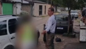 Vídeo: PC prende mulher suspeita de golpear com uma peixeira a atual esposa do seu ex-marido