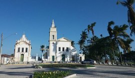 Largo da Igreja do Carmo é requalificado em Marechal Deodoro
