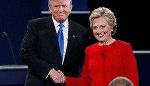 Rússia diz que processo do Partido Democrata busca justificar derrota de Hillary Clinton