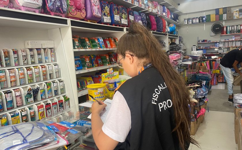 Procon Maceió divulga pesquisa de material escolar para o ano letivo
