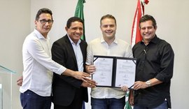 Governador assina ordem de serviço para implantar sistema de irrigação no Bálsamo