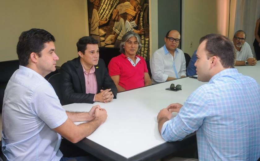 Prefeitura de Maceió firma parceria com a Abrasel para fortalecer turismo
