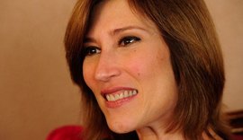 Atriz é dispensada de novela da Record por ser mais nova que a 'filha'