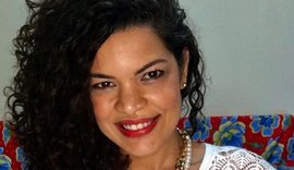 Cantora Desa faz show neste fim de semana