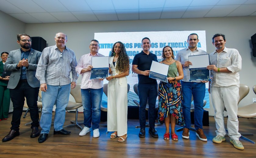 Governador Paulo Dantas entrega premiação a pesquisadores e reforma da sede da Fapeal