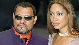 Mulher de Laurence Fishburne, astro de 'Matrix', é flagrada aos beijos com outro