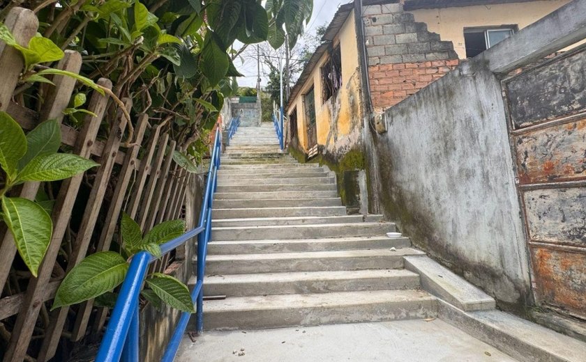 Programa leva obras de infraestrutura para mais de três mil moradores da Grota do Arroz