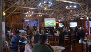 Diversificação e turismo rural pautam seminário de cooperativas