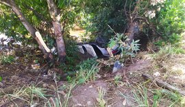 Colisão transversal entre dois carros deixa dois feridos em Maragogi