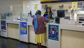 Mais de 488 mil aposentados já foram aos Correios contestar descontos