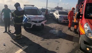 Queima de cana de açúcar afeta visibilidade e 10 veículos ficam engavetados na AL-220