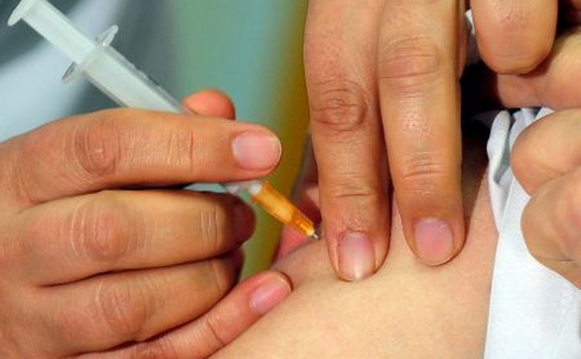 Saúde reforça chamamento para imunização contra influenza