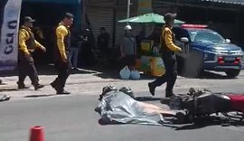 Duas pessoas morrem em acidente entre moto e caminhão na Via Expressa