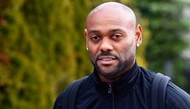 Love antecipa chegada a São Paulo para se apresentar ao Corinthians