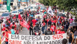 Manifestantes contra o governo Bolsonaro voltam às ruas neste sábado (19)
